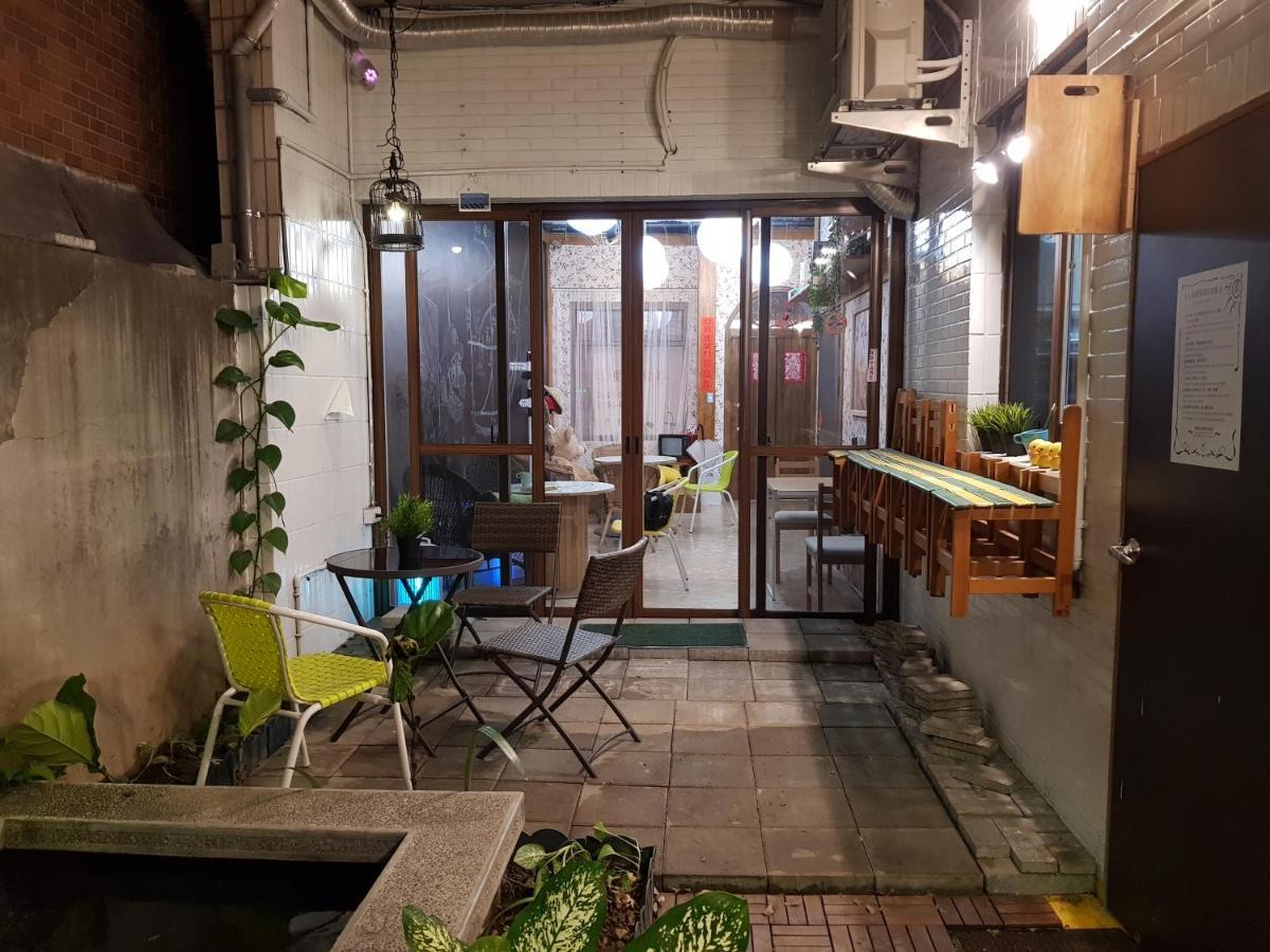 Hostel Of Rising Sun 昇行旅 Yonghe Eksteriør bilde